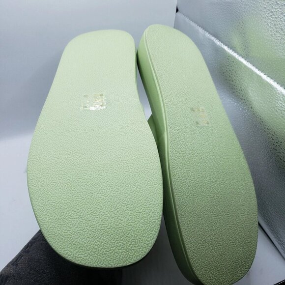 Call it Spring Ladies' Size 10 MAKENA chunky Thong Sandals GREEN, Slides VEGAN - Picture 7 of 8